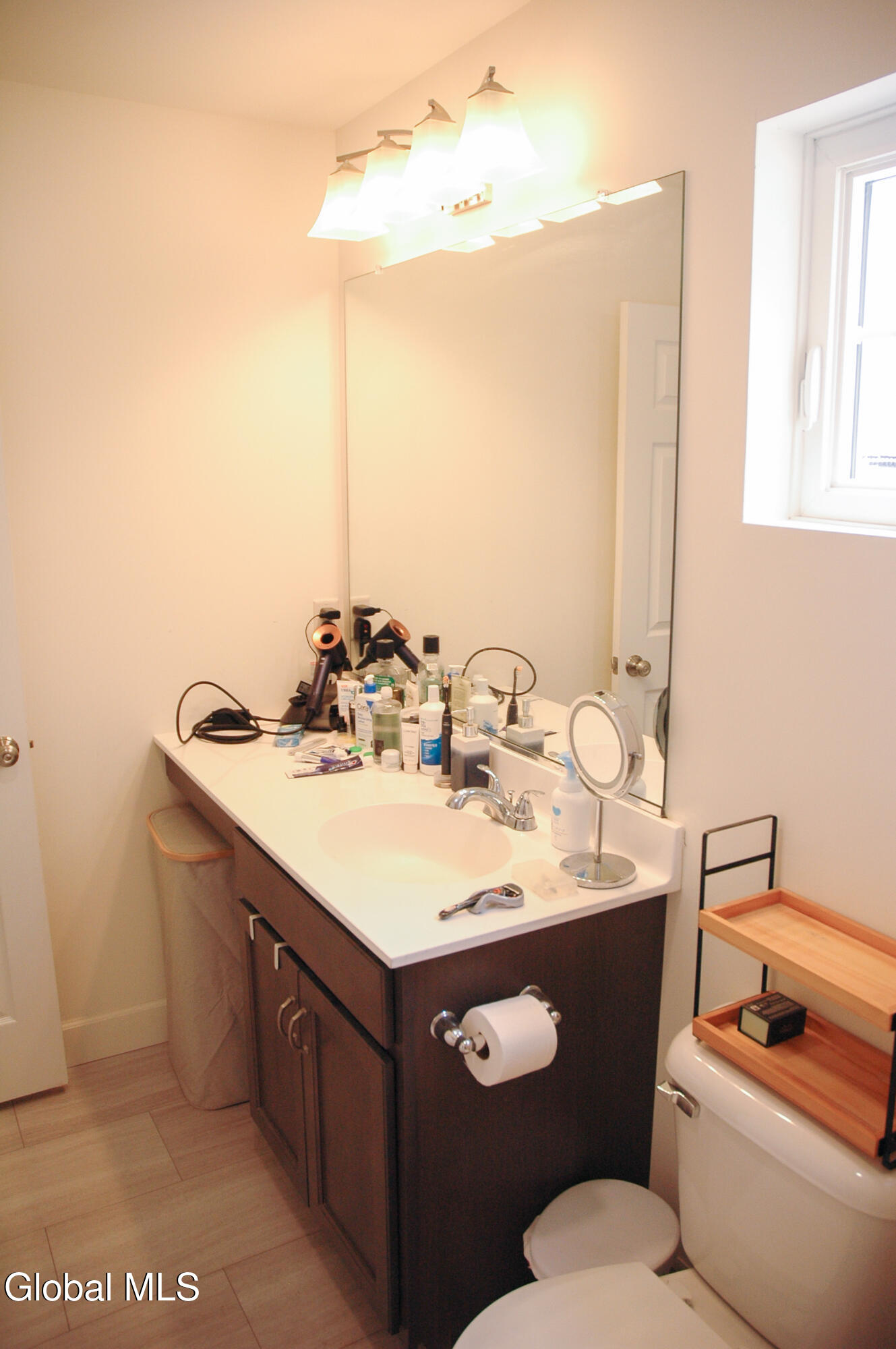 27 Spencer Street Clifton Park NY 12065