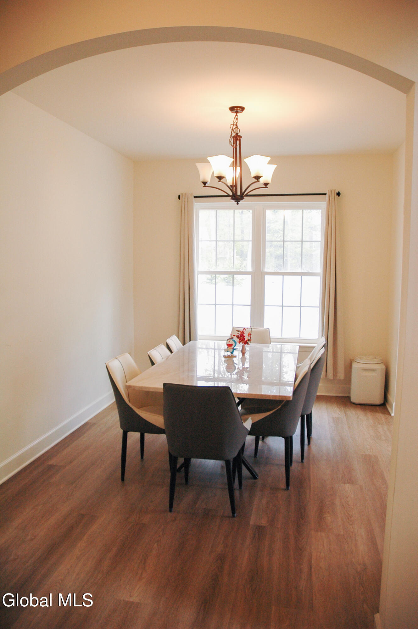 27 Spencer Street Clifton Park NY 12065