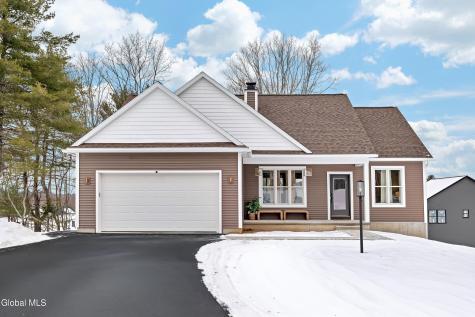 27 Woodland Hill Road Wynantskill NY 12198