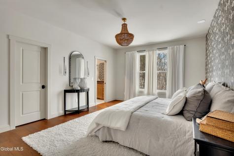 27 Woodland Hill Road Wynantskill NY 12198