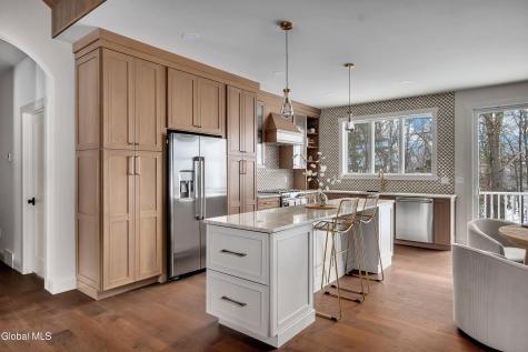 27 Woodland Hill Road Wynantskill NY 12198