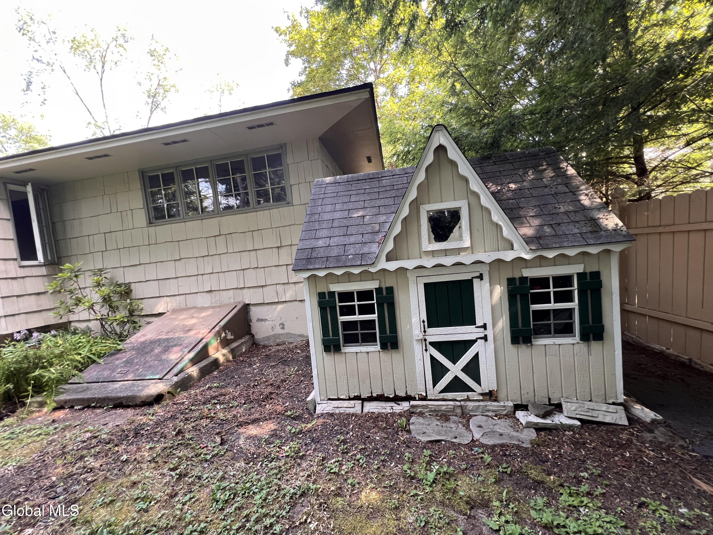 85 Fort Amherst Rd Road Glens Falls NY 12801