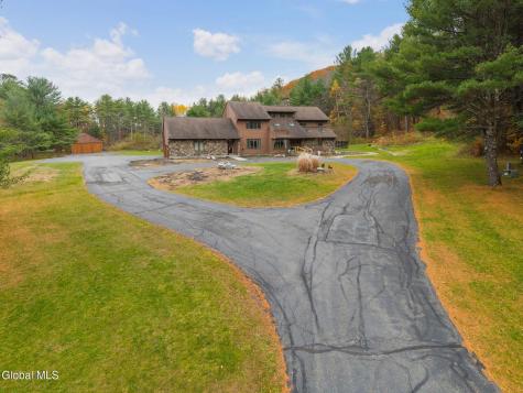 3041 Mariaville Road Schenectady NY 12306