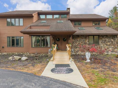 3041 Mariaville Road Schenectady NY 12306