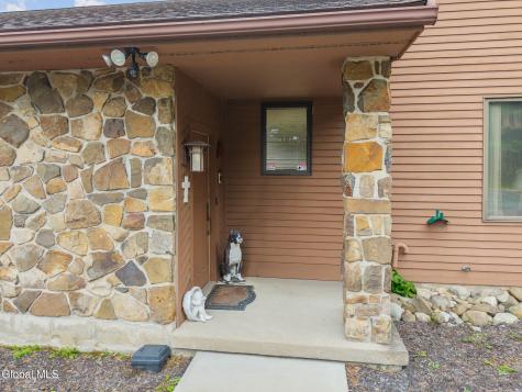 3041 Mariaville Road Schenectady NY 12306