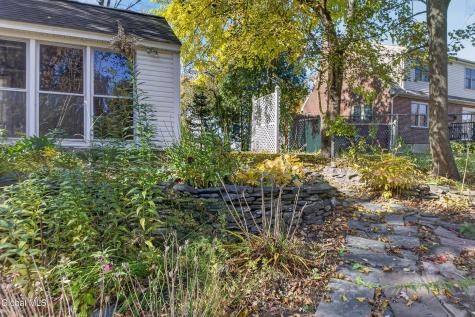 2208 Balltown Road Niskayuna NY 12309