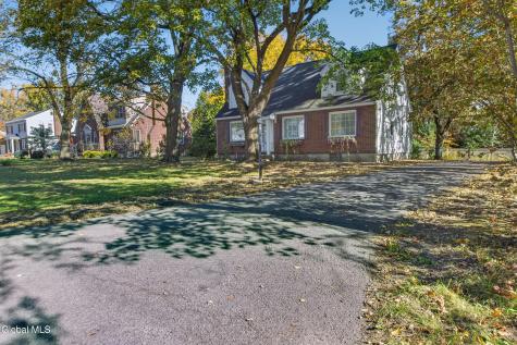 2208 Balltown Road Niskayuna NY 12309