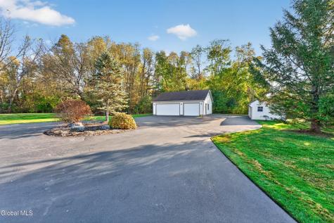 3 Hunter Hill Road Ballston Lake NY 12019