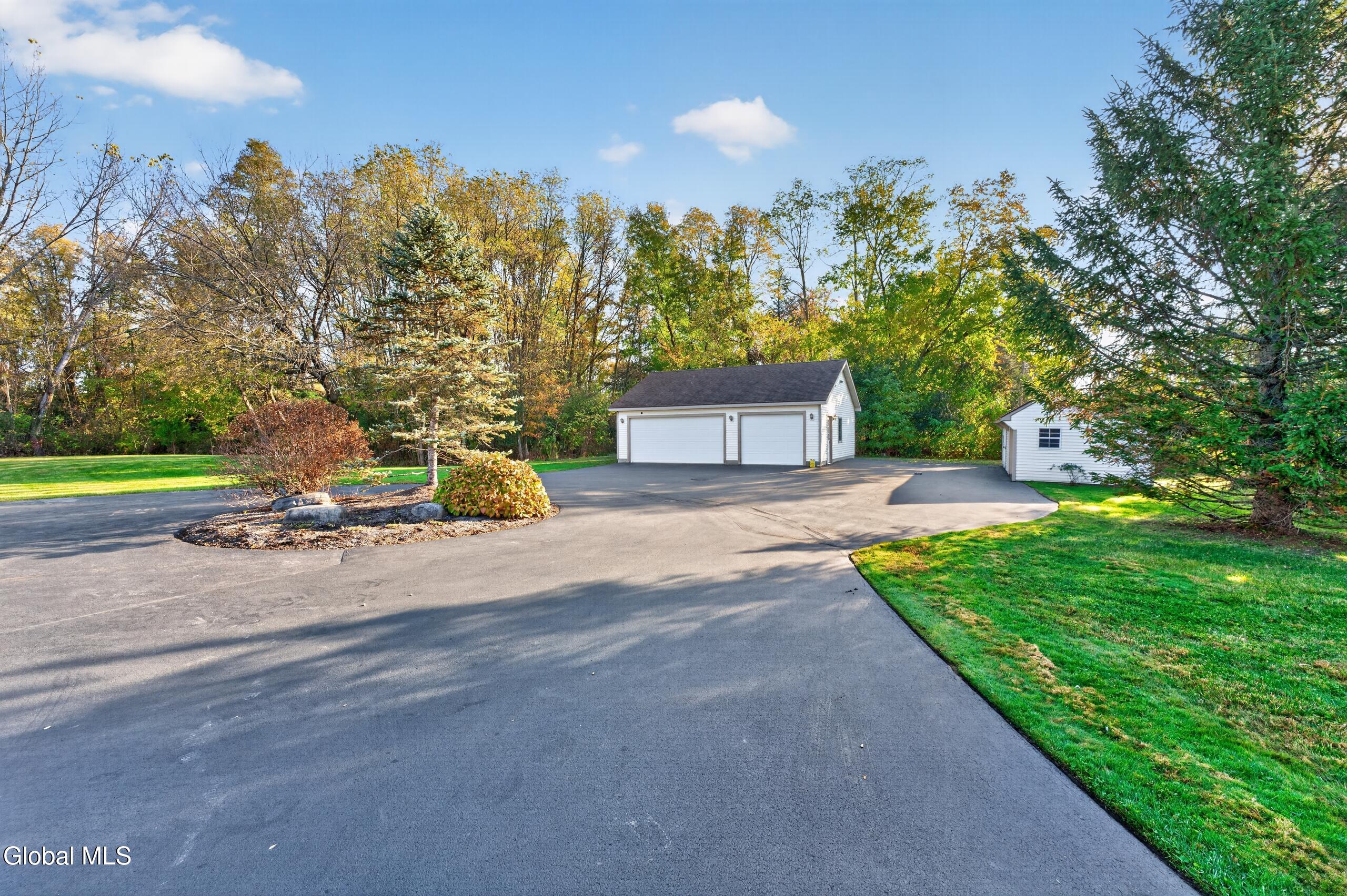 3 Hunter Hill Road Ballston Lake NY 12019