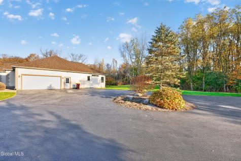 3 Hunter Hill Road Ballston Lake NY 12019