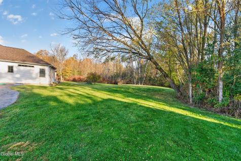 3 Hunter Hill Road Ballston Lake NY 12019