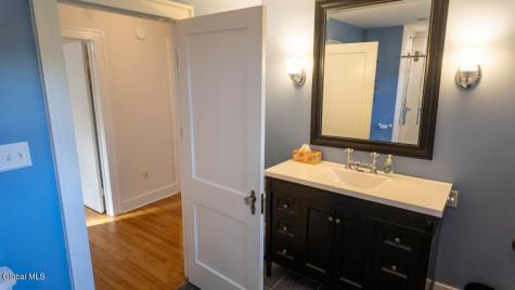 128 Putnam Road Schenectady NY 12306