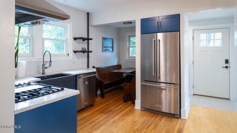 128 Putnam Road Schenectady NY 12306