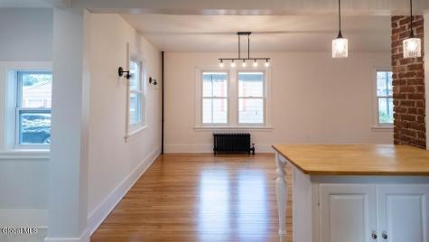 128 Putnam Road Schenectady NY 12306