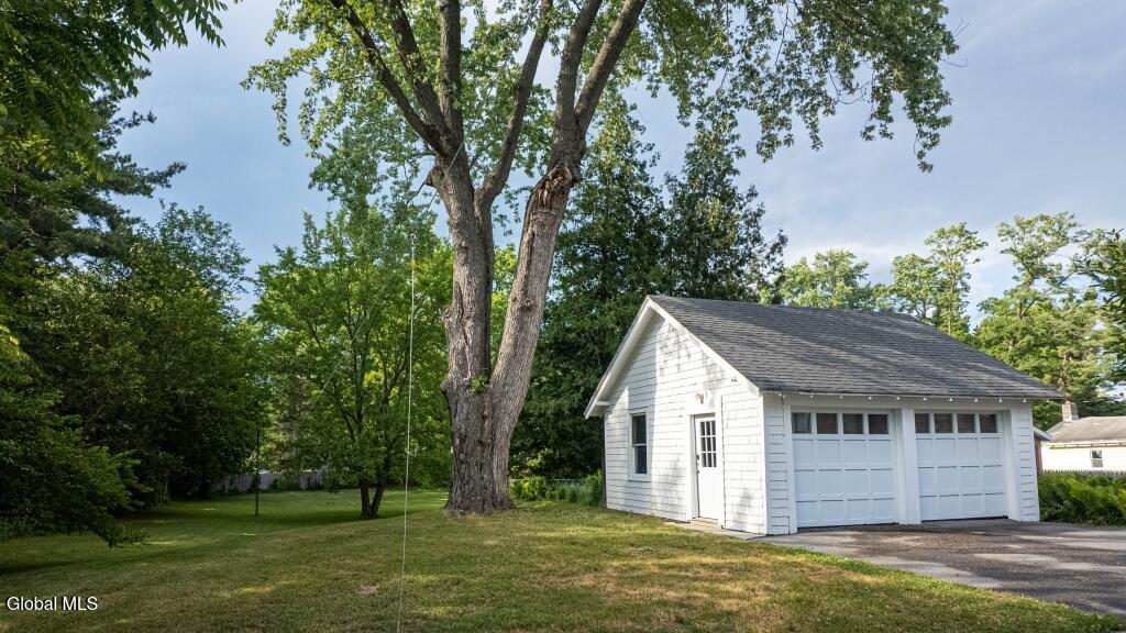 128 Putnam Road Schenectady NY 12306