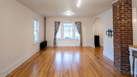 128 Putnam Road Schenectady NY 12306