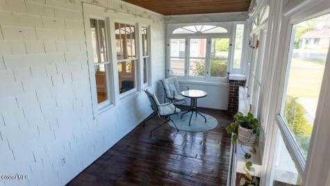 128 Putnam Road Schenectady NY 12306