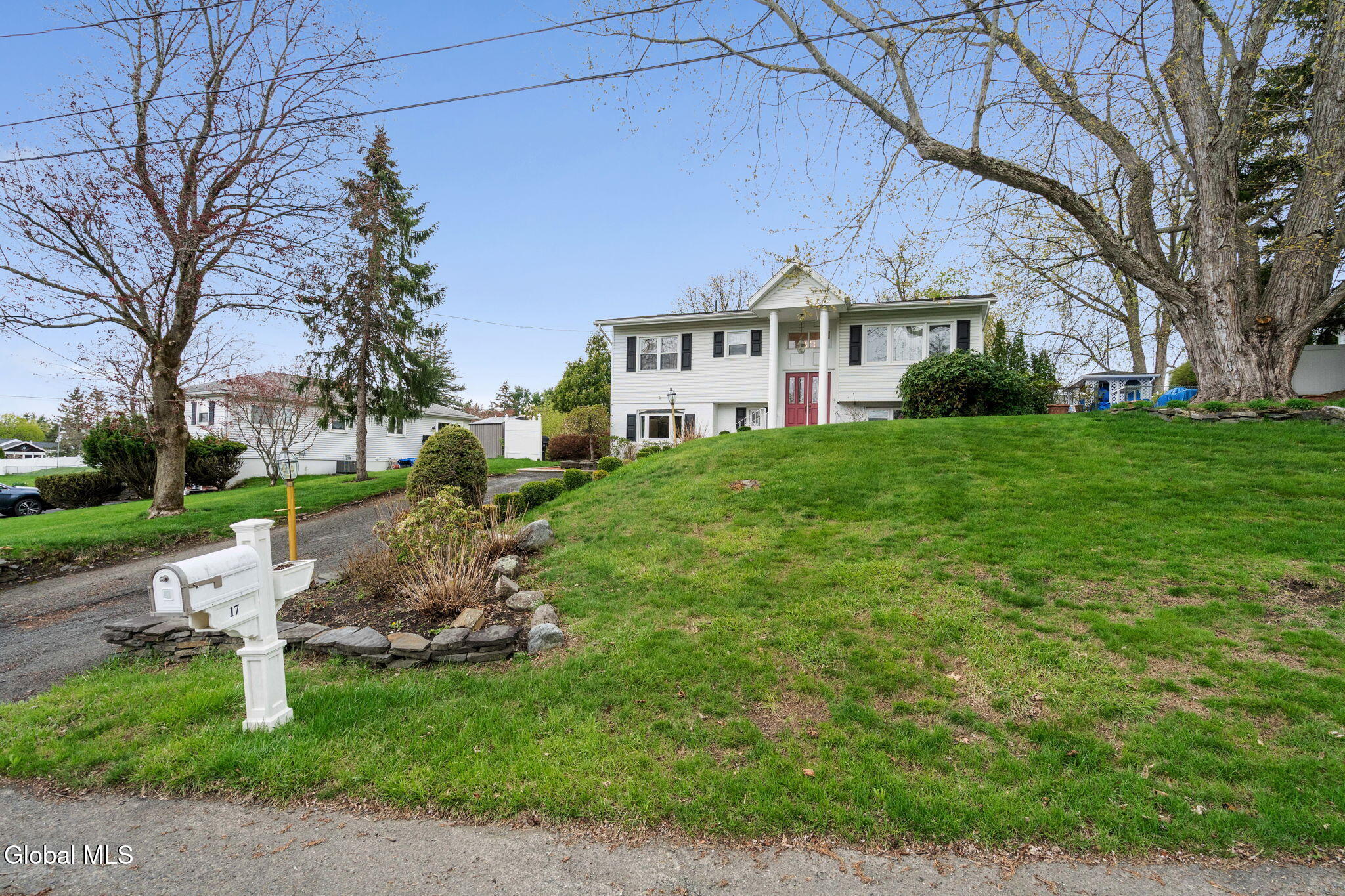 17 Cherry Lane Troy NY 12180