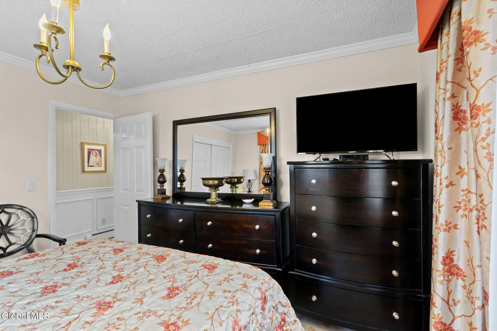 17 Cherry Lane Troy NY 12180