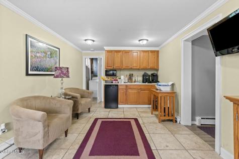 17 Cherry Lane Troy NY 12180