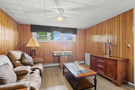 17 Cherry Lane Troy NY 12180