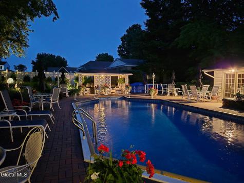 17 Cherry Lane Troy NY 12180