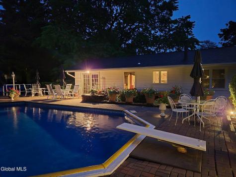 17 Cherry Lane Troy NY 12180