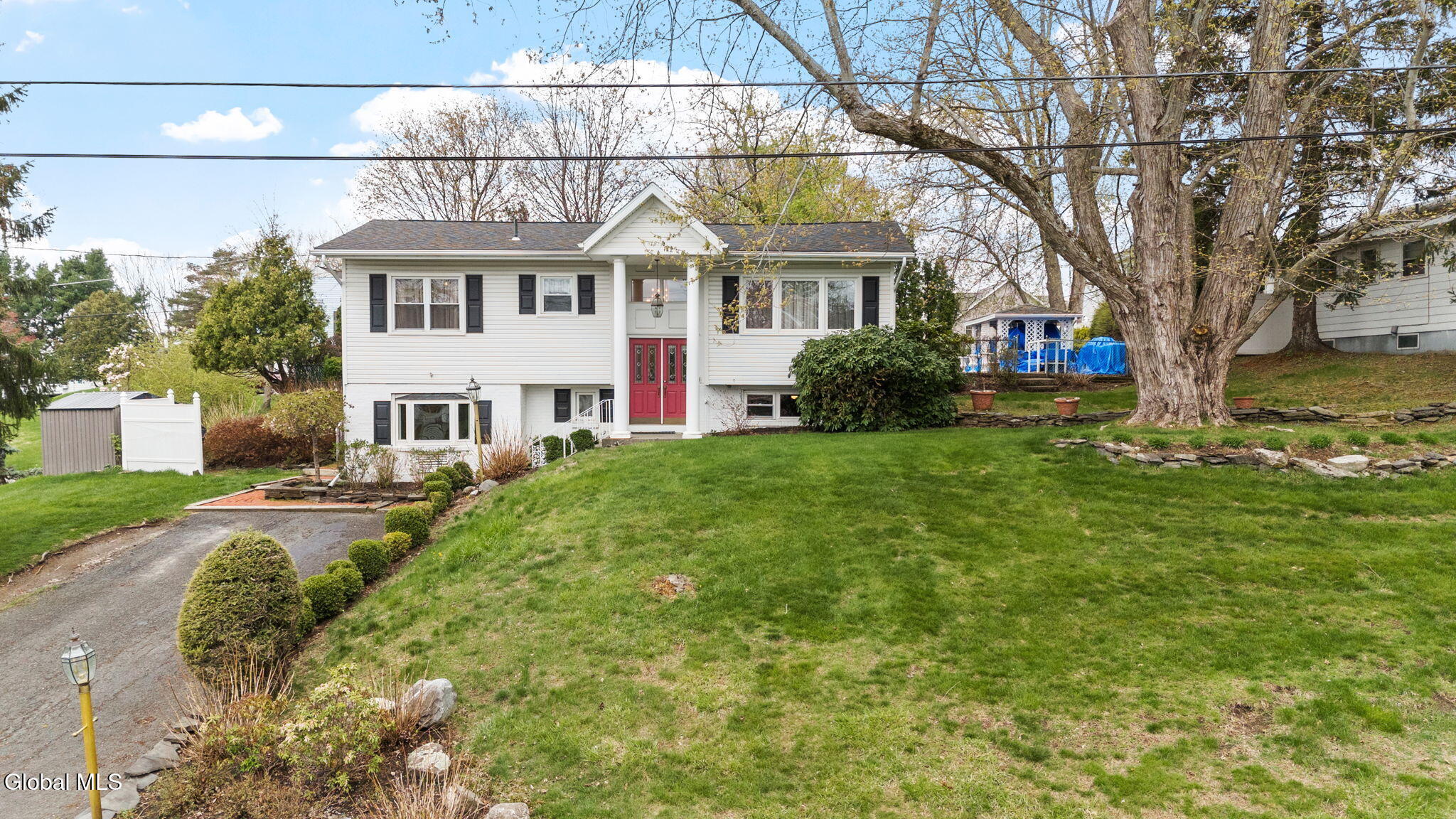 17 Cherry Lane Troy NY 12180