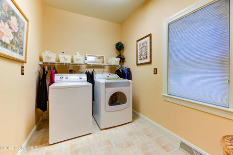 1 Shetland Clifton Park NY 12065