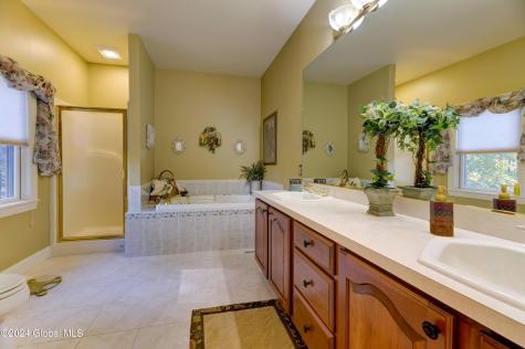 1 Shetland Clifton Park NY 12065