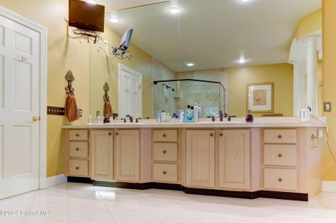 1 Shetland Clifton Park NY 12065