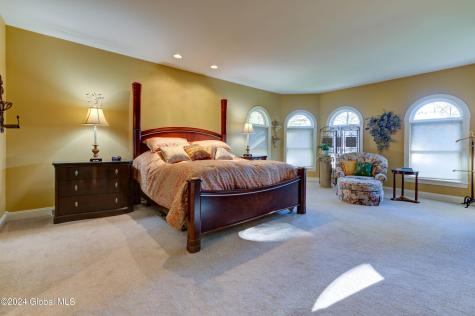 1 Shetland Clifton Park NY 12065