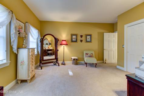 1 Shetland Clifton Park NY 12065