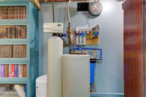 1 Shetland Clifton Park NY 12065