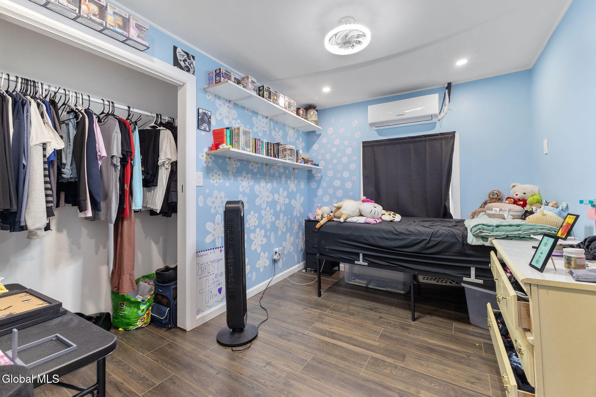113 Mccaffrey Avenue Hagaman NY 12086