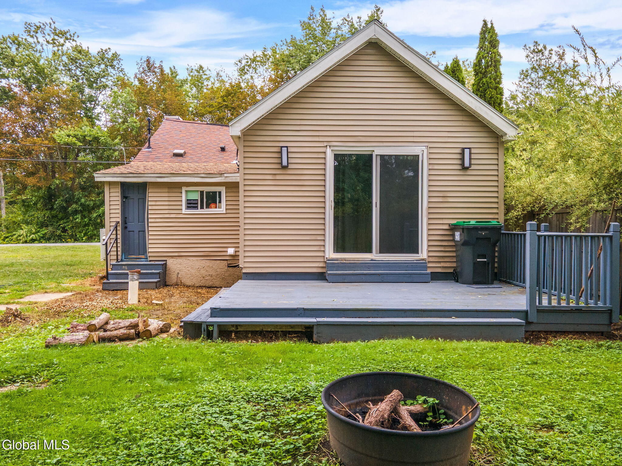 113 Mccaffrey Avenue Hagaman NY 12086