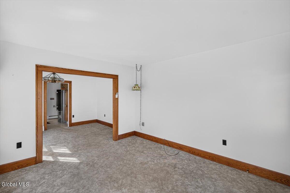 3072 Spawn Road Schenectady NY 12303