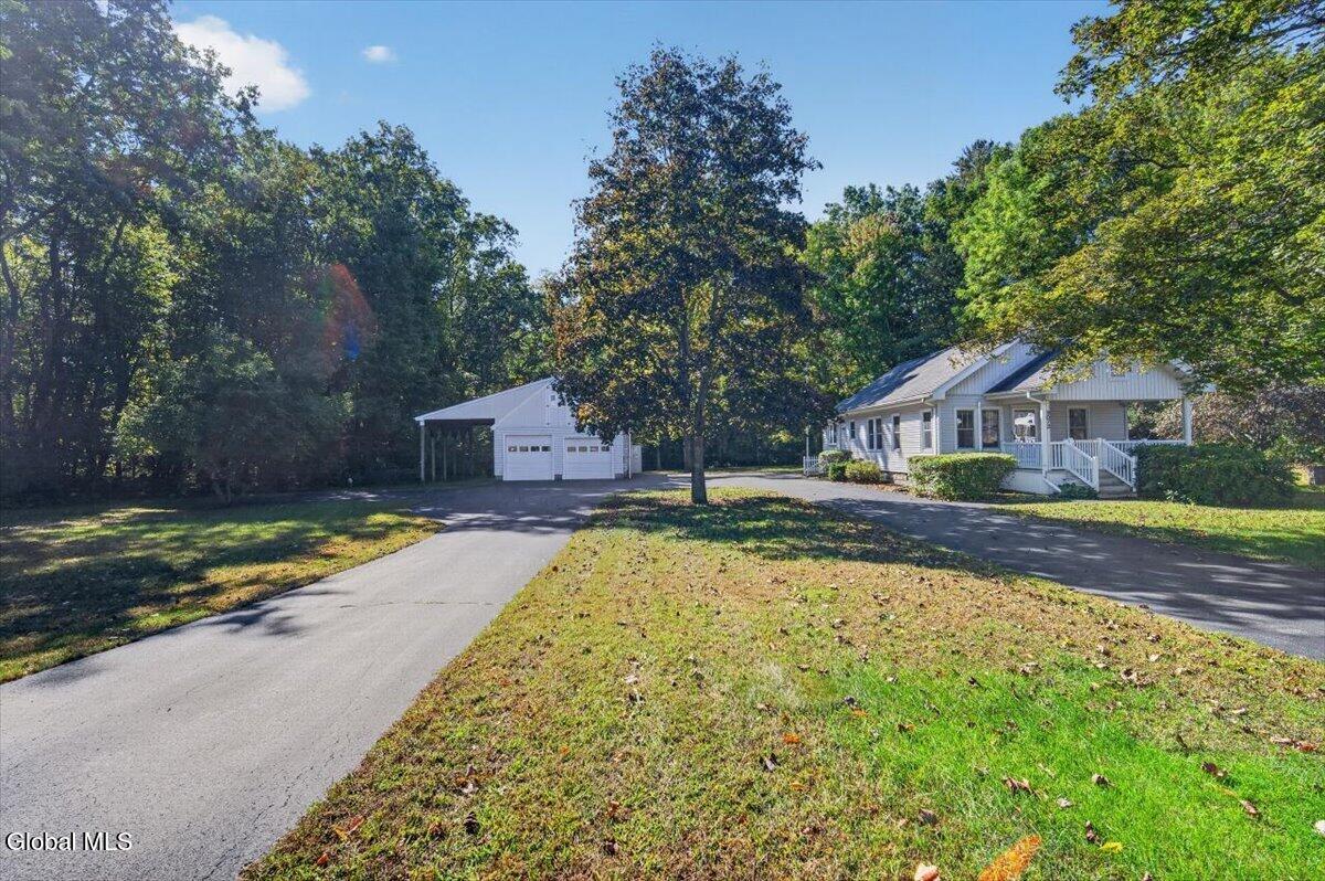 3072 Spawn Road Schenectady NY 12303