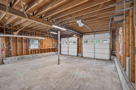 3072 Spawn Road Schenectady NY 12303