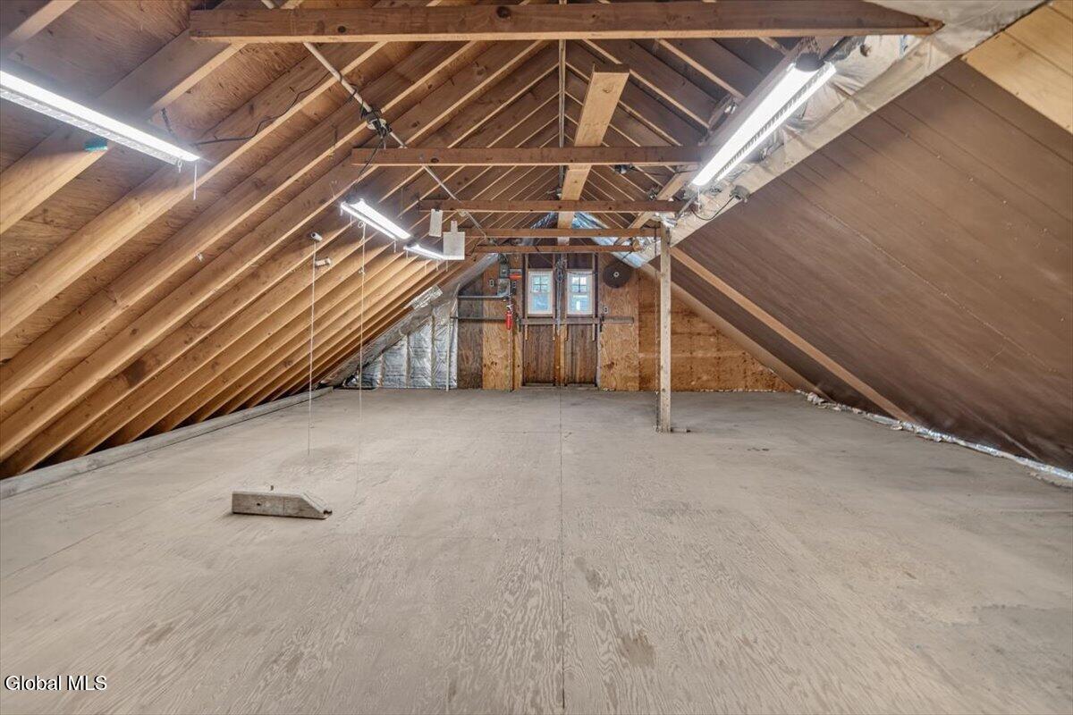 3072 Spawn Road Schenectady NY 12303