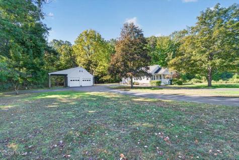 3072 Spawn Road Schenectady NY 12303