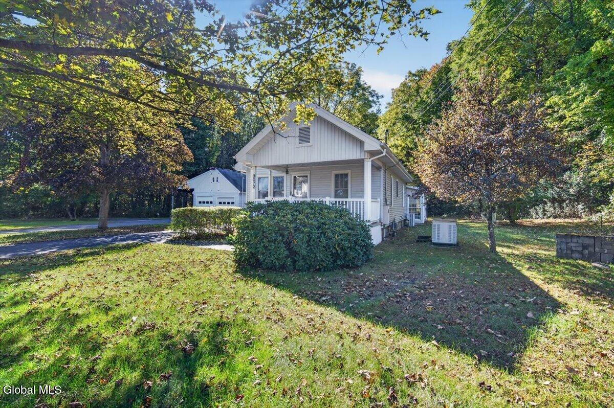 3072 Spawn Road Schenectady NY 12303