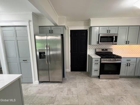132 Birch Lane Schenectady NY 12302