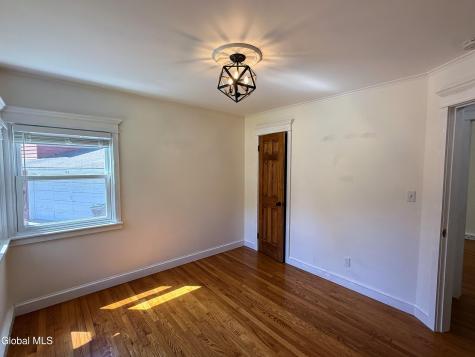 132 Birch Lane Schenectady NY 12302