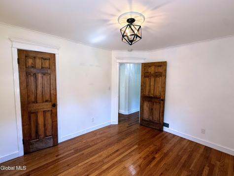 132 Birch Lane Schenectady NY 12302