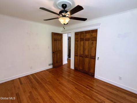 132 Birch Lane Schenectady NY 12302