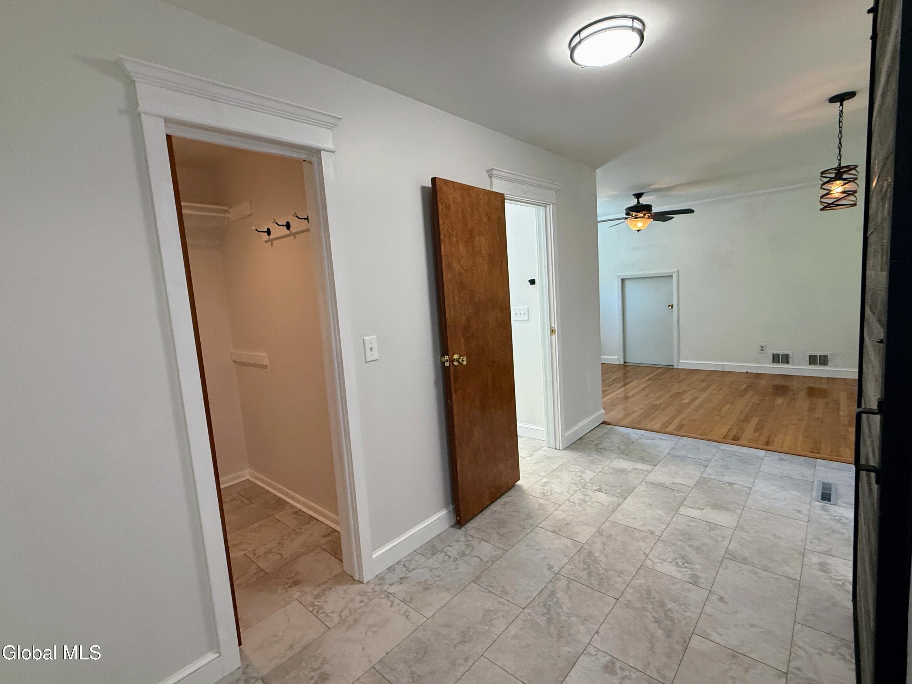 132 Birch Lane Schenectady NY 12302