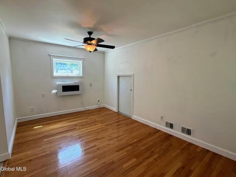 132 Birch Lane Schenectady NY 12302