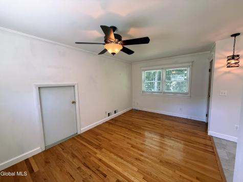 132 Birch Lane Schenectady NY 12302