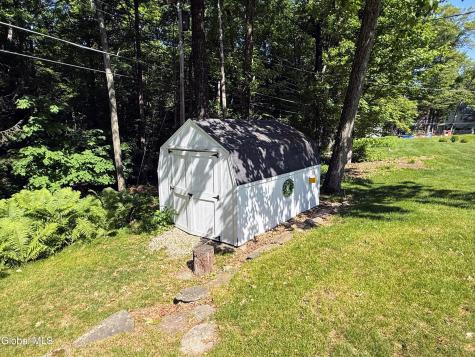 132 Birch Lane Schenectady NY 12302